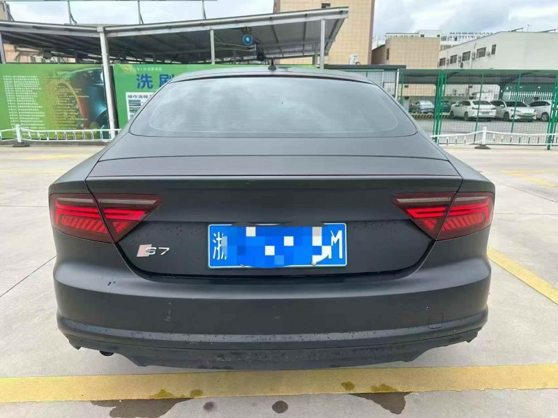 金华17年奥迪A7L8