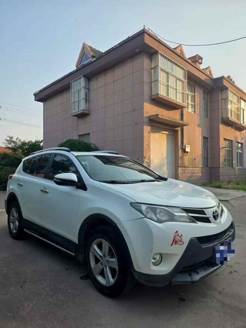 泰安13年丰田RAV4荣放2
