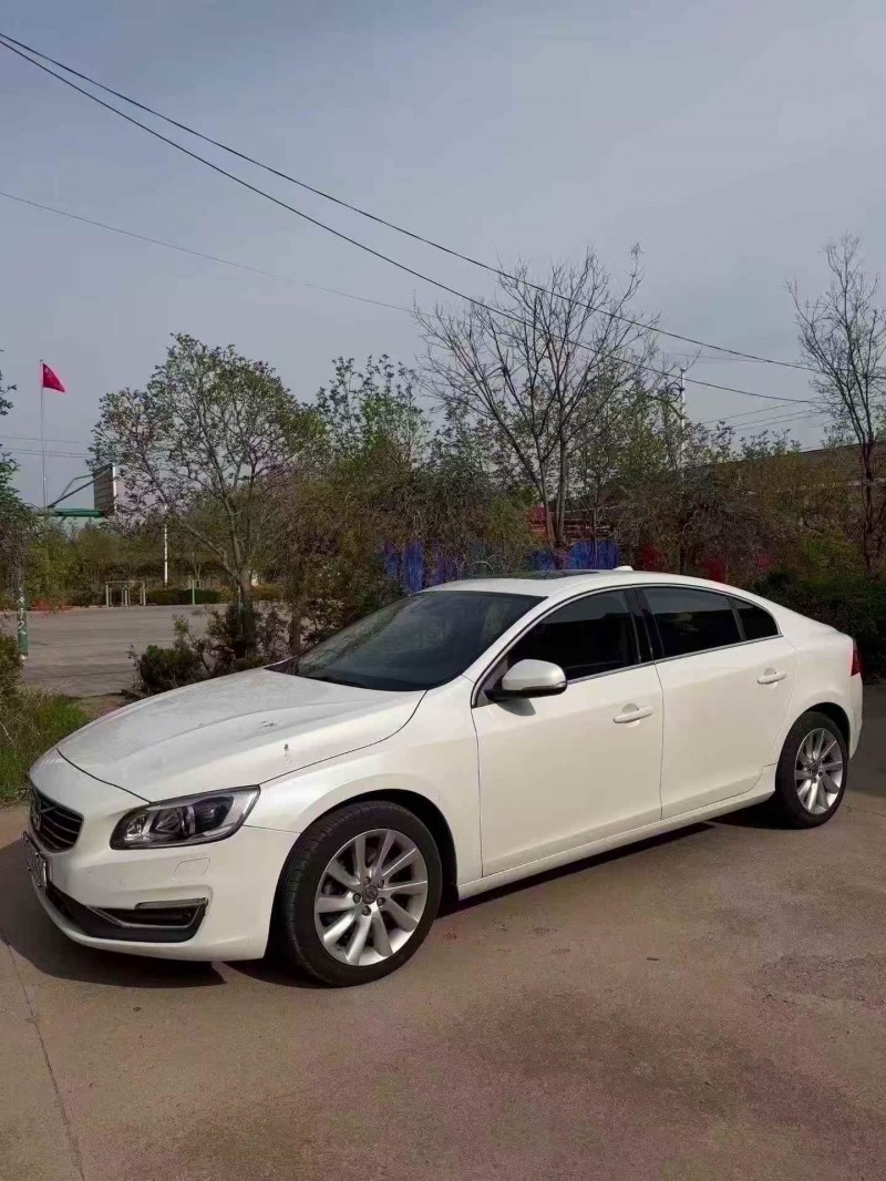 济宁16年沃尔沃S60L2
