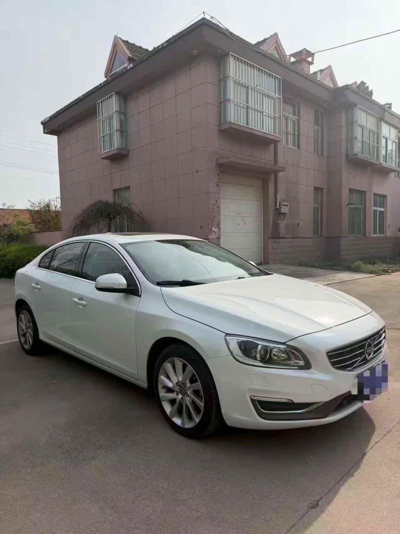 济宁16年沃尔沃S60L3