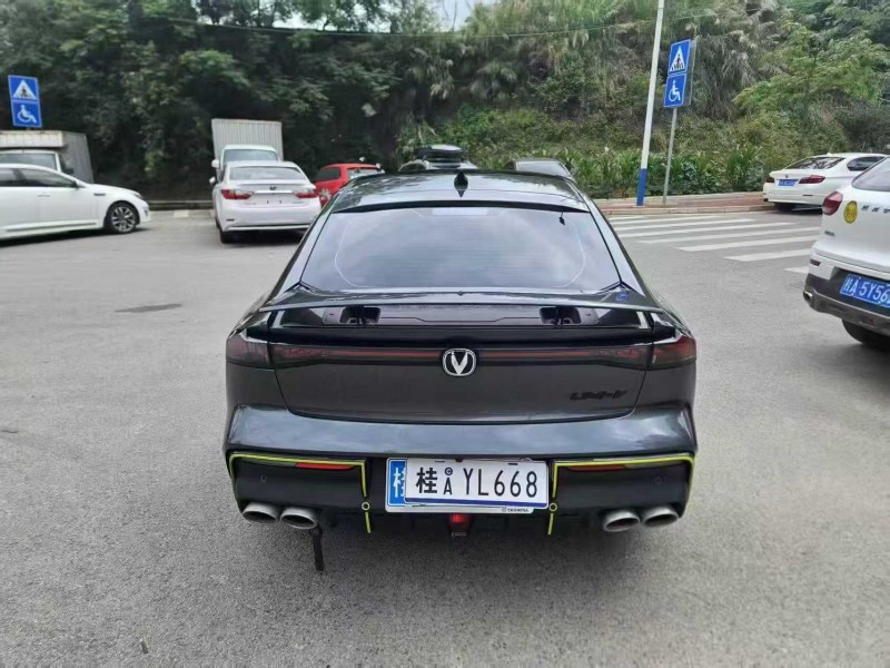 南宁22年长安汽车UNI9