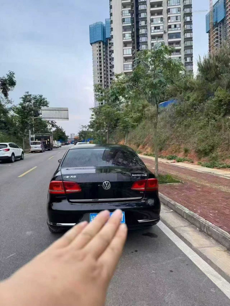 南宁14年大众迈腾9