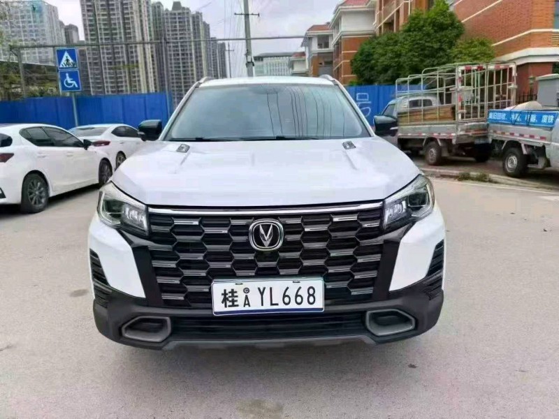 南宁25年长安汽车CS751