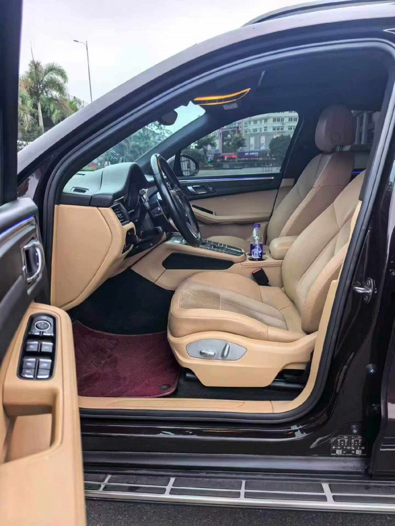漳州17年保时捷Macan5