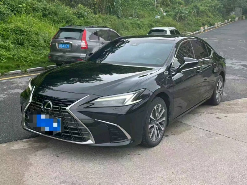 泉州25年雷克萨斯ES2