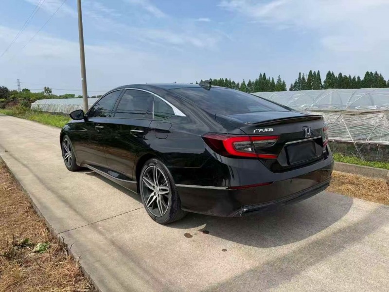 衢州22年本田雅阁7