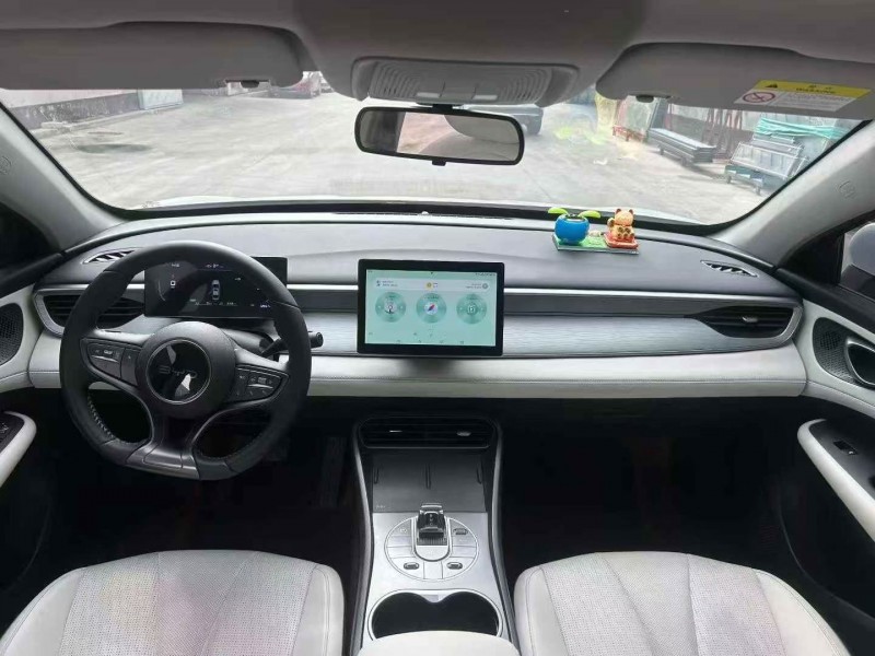 延安25年比亚迪海豹4