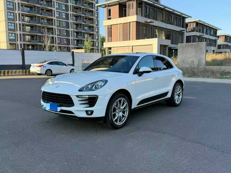 烟台14年保时捷Macan2