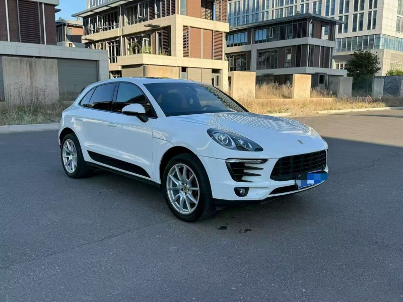 烟台14年保时捷Macan3