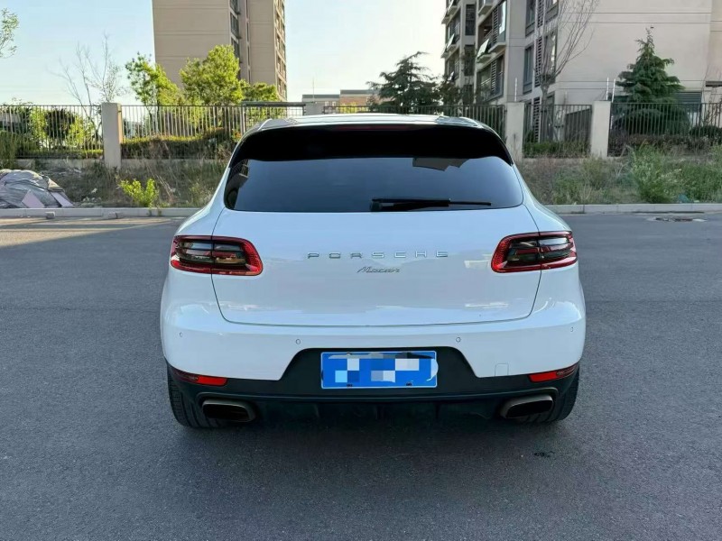 烟台14年保时捷Macan8