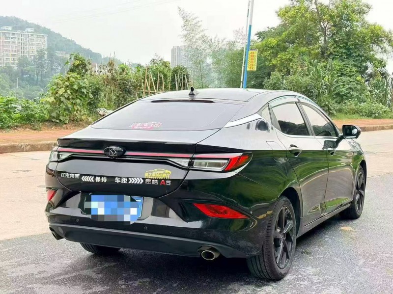 福州23年江淮思皓8