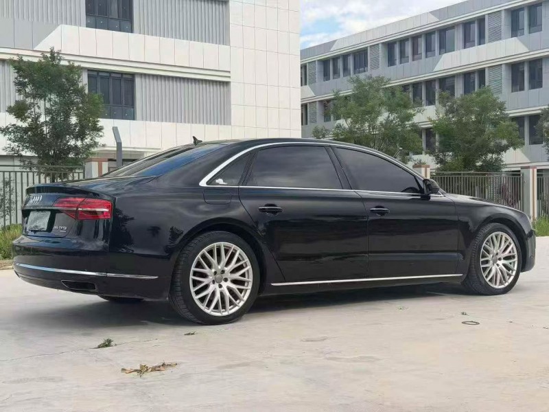 邢台17年奥迪A8L7