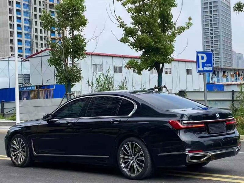 南通20年宝马7系7