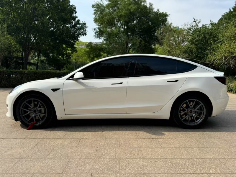 邢台23年特斯拉MODEL 35