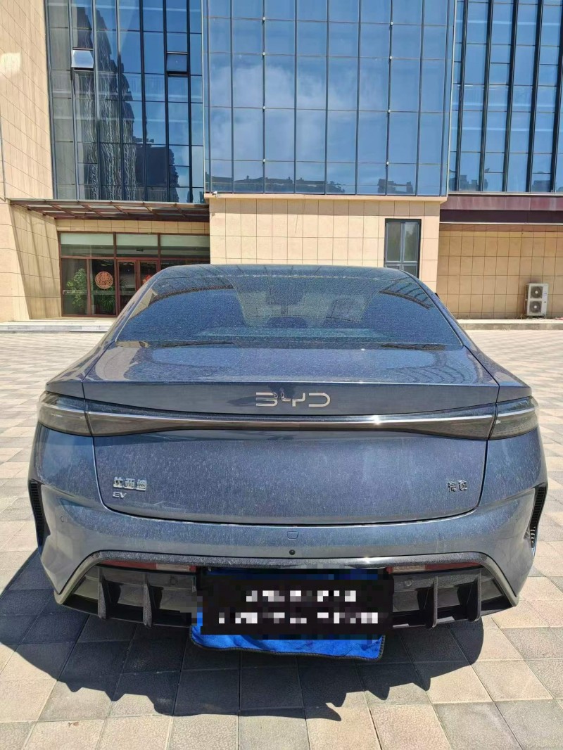 聊城25年比亚迪海豹9