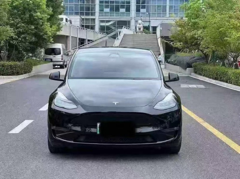 北海23年特斯拉MODEL Y1