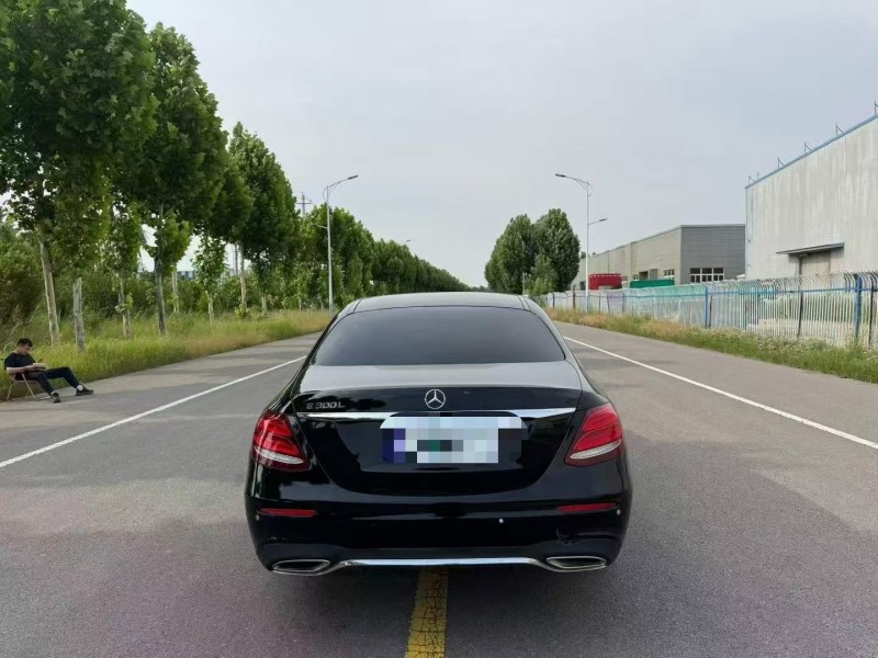 菏泽17年奔驰E9