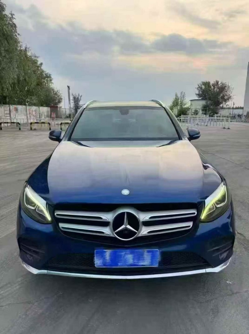 济宁16年奔驰GLC1