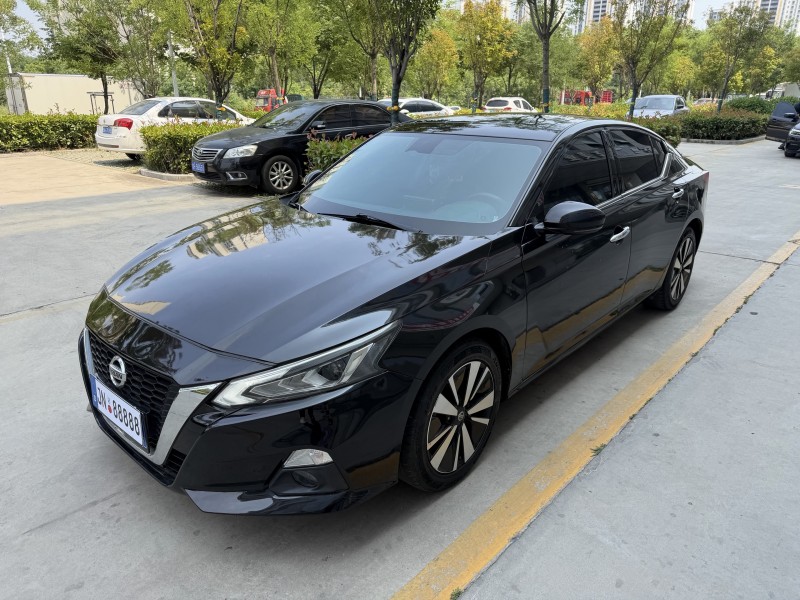濟寧21年日產天籟3