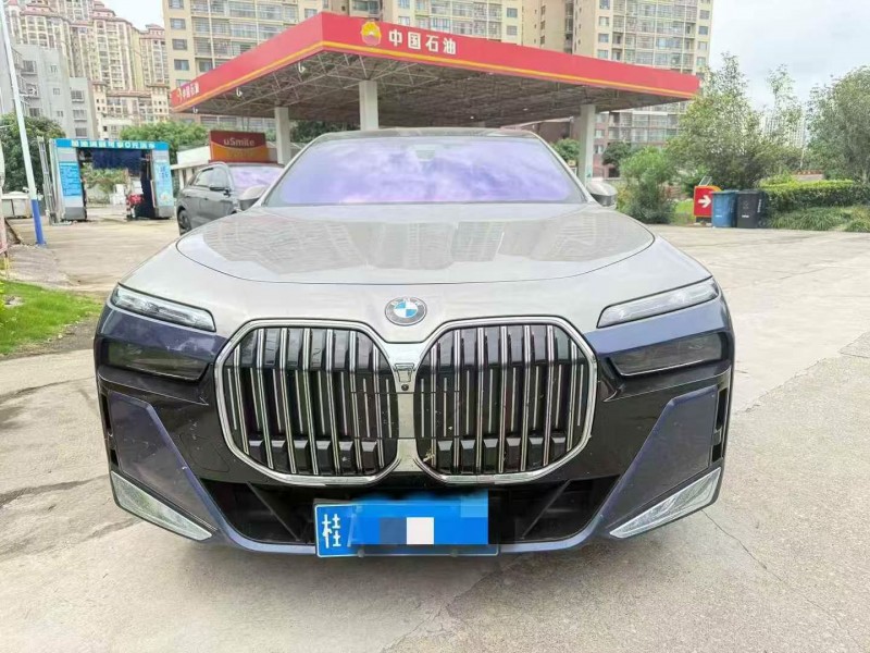 贵港25年宝马7系1