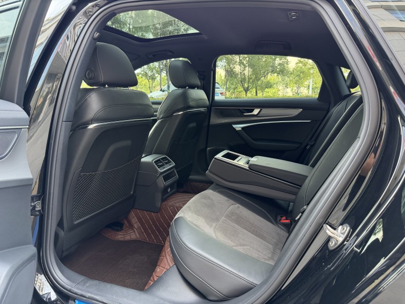 济宁22年奥迪A6L7