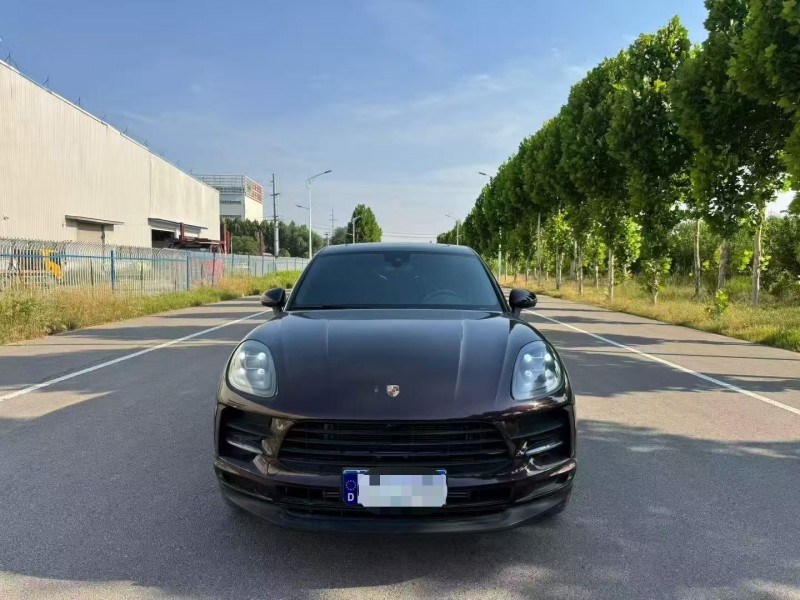 菏泽19年保时捷Macan1