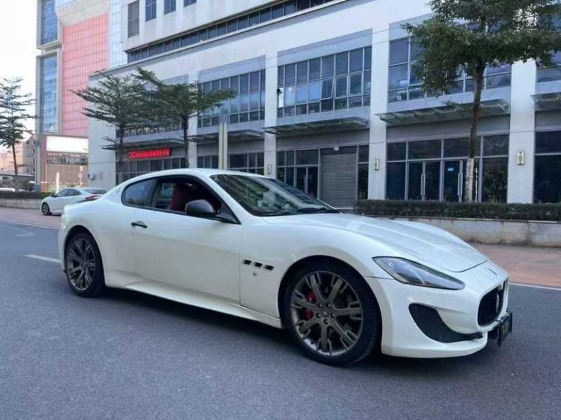 东莞15年玛莎拉蒂GT2