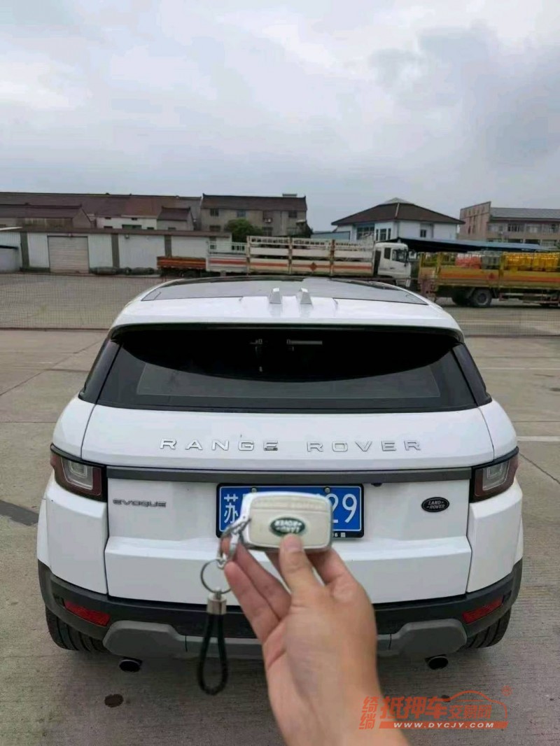 南通17年路虎极光2