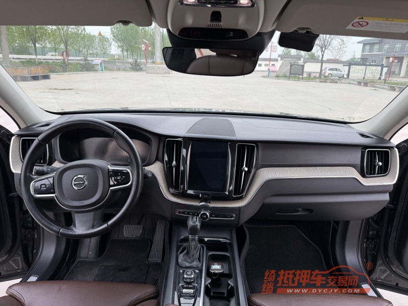 徐州19年沃尔沃XC605