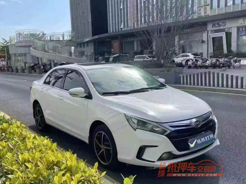 深圳15年比亚迪秦3
