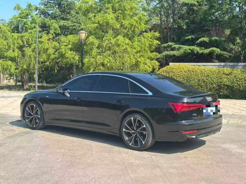青岛23年奥迪A6L8