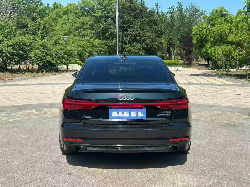青岛23年奥迪A6L9