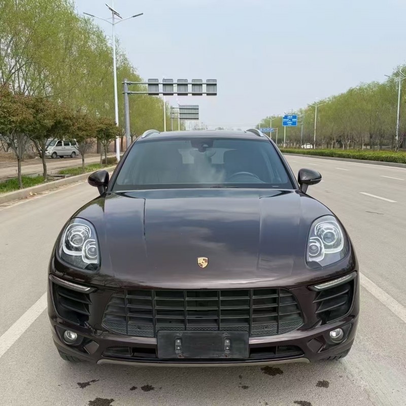枣庄17年保时捷Macan1