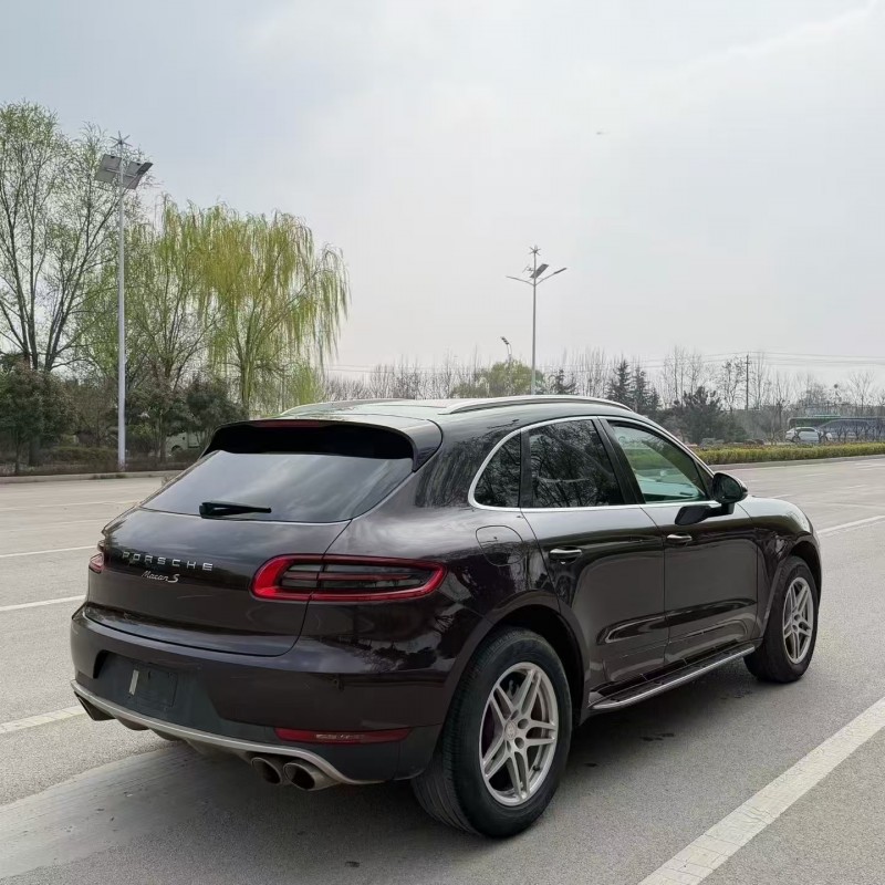 枣庄17年保时捷Macan9