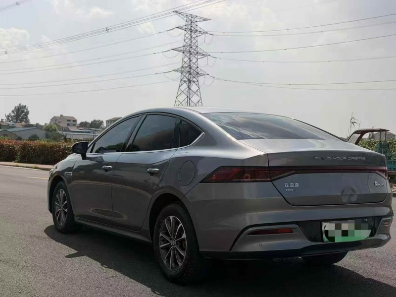 襄阳23年比亚迪秦7