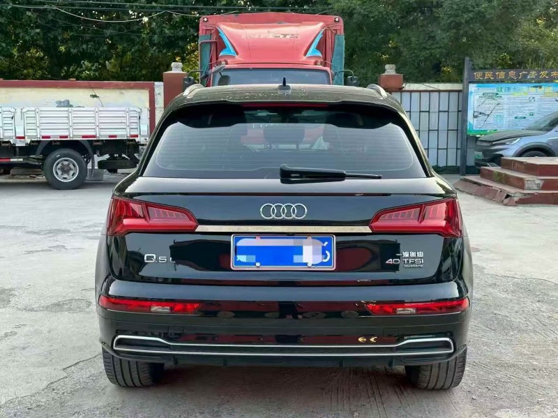 东营20年奥迪Q59