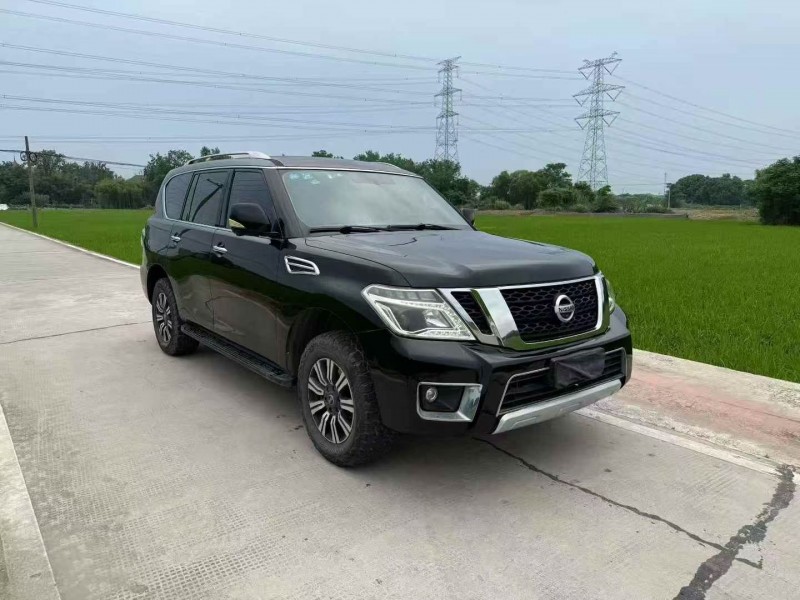 东营19年日产途乐3