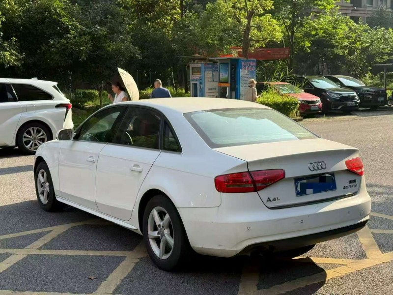 南昌14年奥迪A4L5