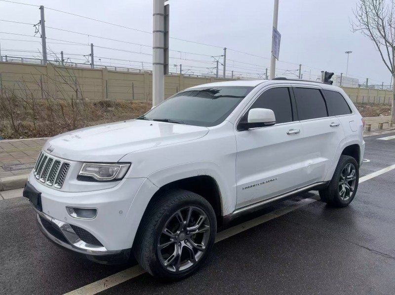 郑州15年Jeep大切诺基3
