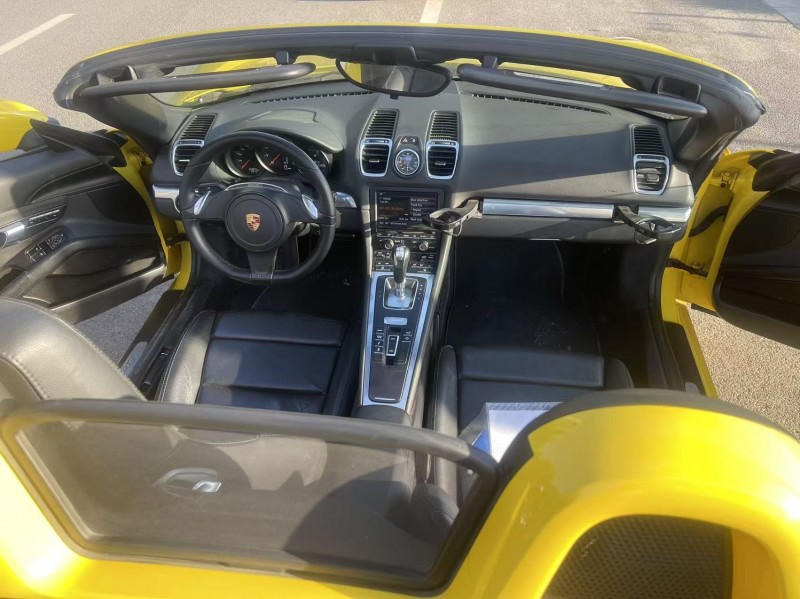 郑州16年保时捷Boxster5