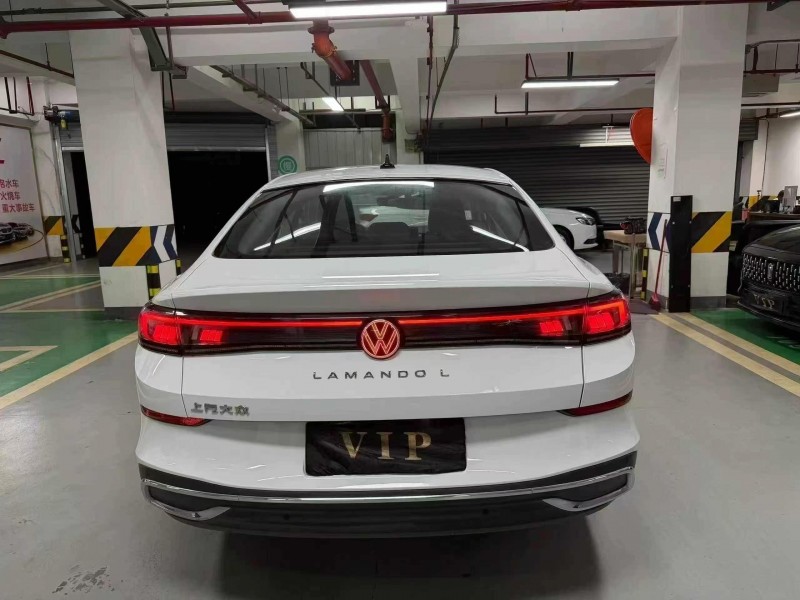 成都24年大众凌渡8