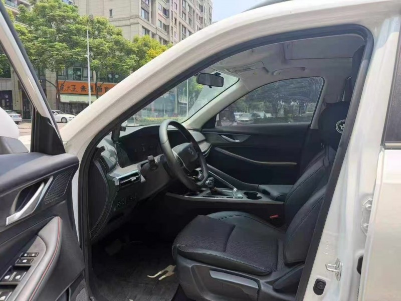 重庆24年长安汽车CS354