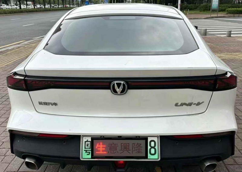 湛江23年长安汽车UNI4
