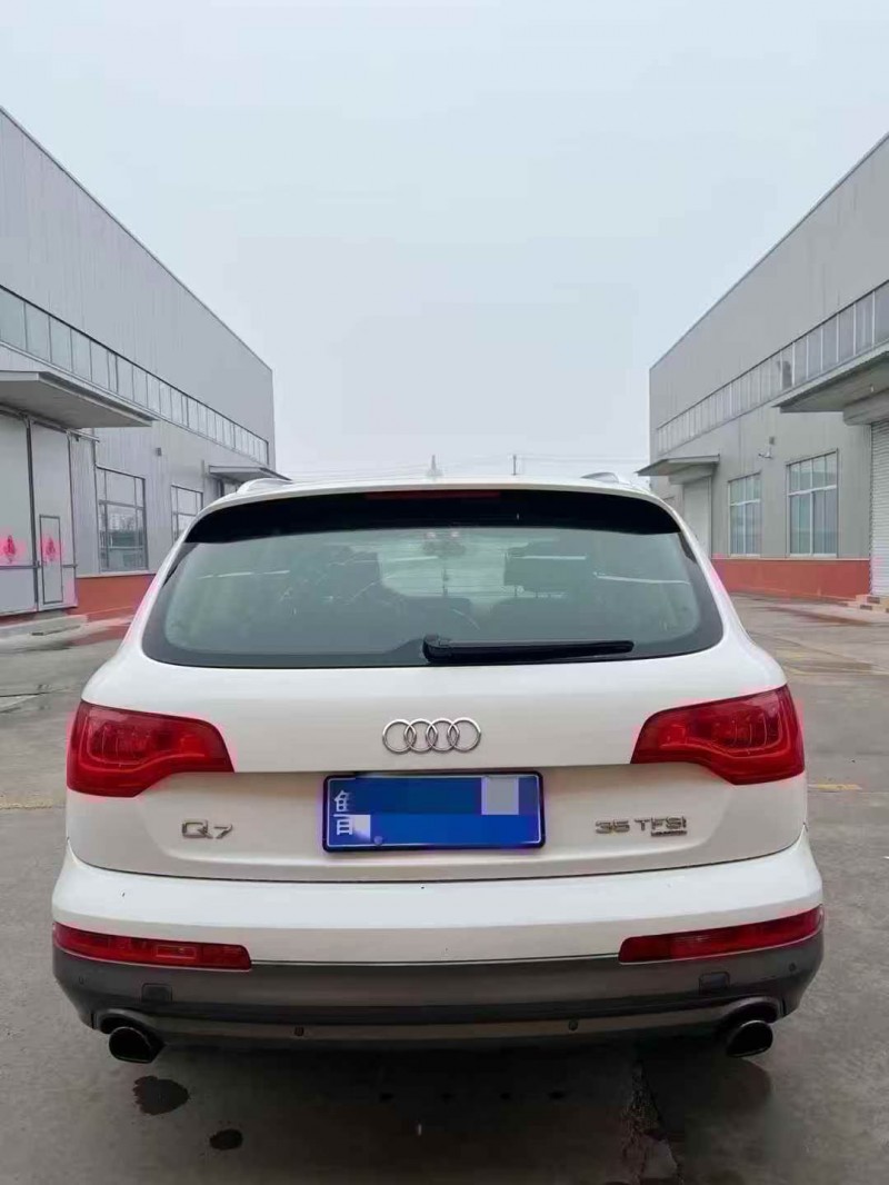 东营14年奥迪Q78
