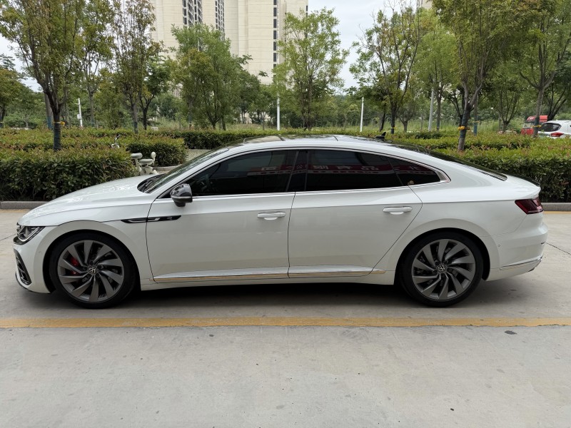 济宁21年大众CC5