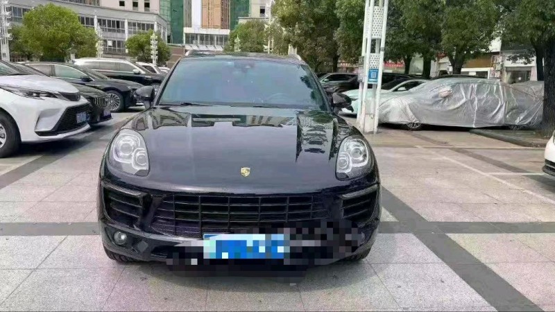 南通17年保时捷Macan1