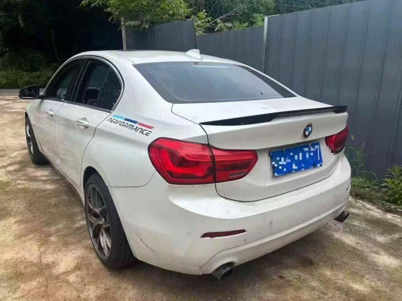 南通17年宝马1系7