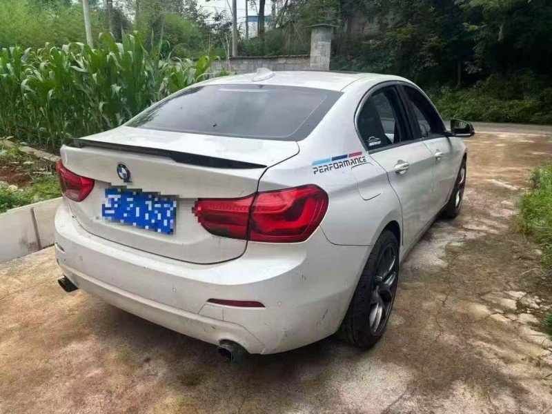 南通17年宝马1系8