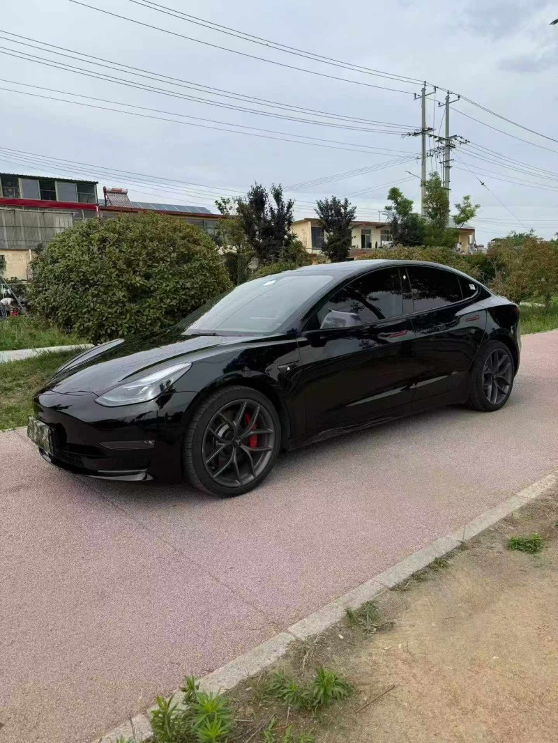 枣庄23年特斯拉MODEL 32