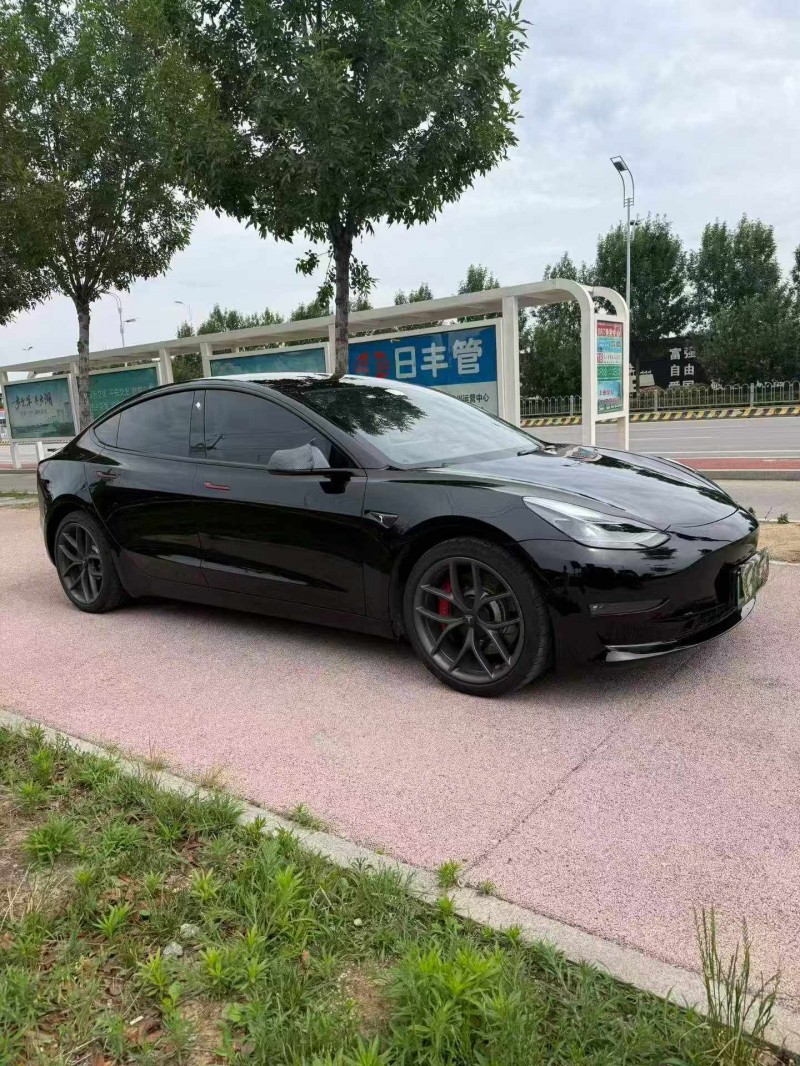 枣庄23年特斯拉MODEL 33